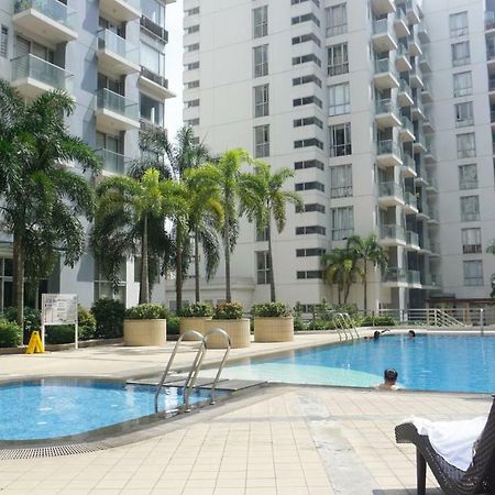 Palm Tree Condos Across Naia3 By Beth Manila Dış mekan fotoğraf