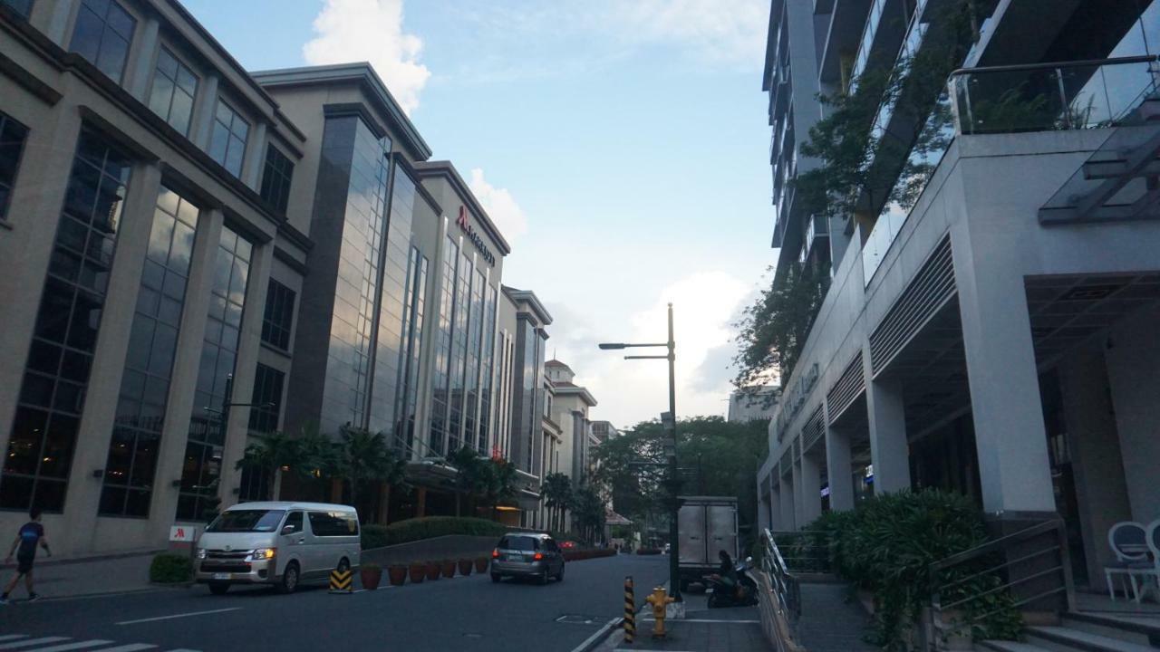 Palm Tree Condos Across Naia3 By Beth Manila Dış mekan fotoğraf