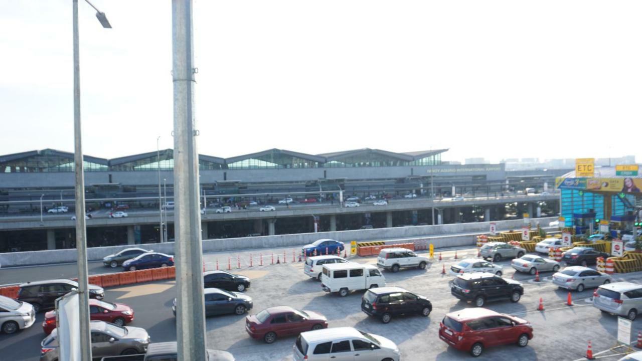 Palm Tree Condos Across Naia3 By Beth Manila Dış mekan fotoğraf